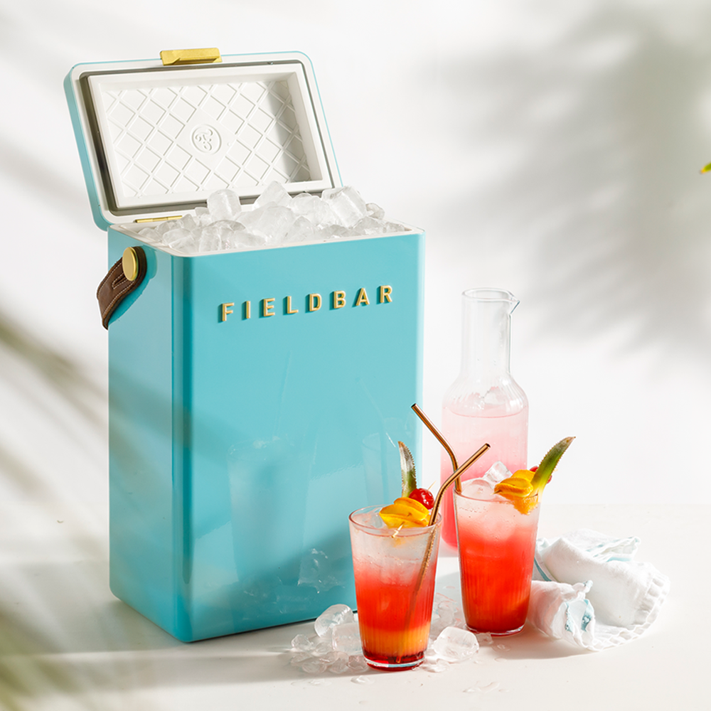 Fieldbar Drinks Box lifestyle and product photograph 8