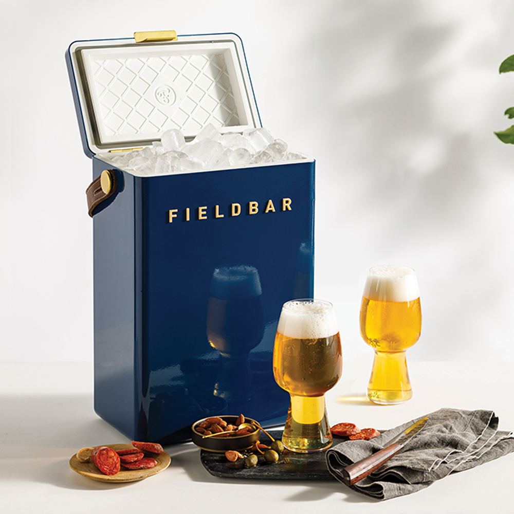 Fieldbar Drinks Box lifestyle and product photograph 6
