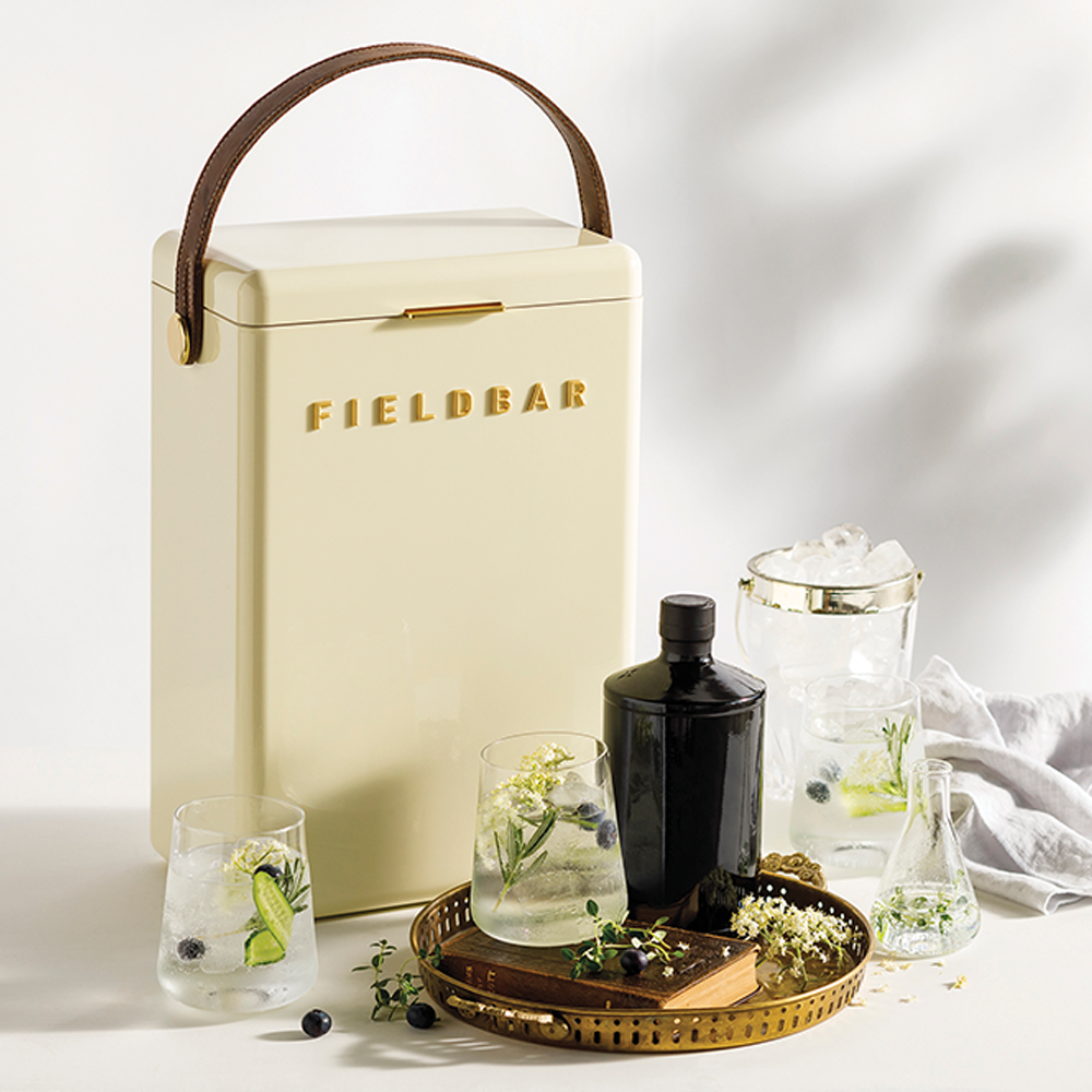 Fieldbar Drinks Box lifestyle and product photograph 29
